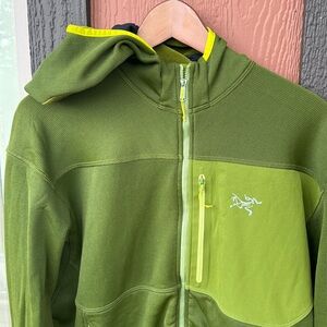 Arc’Teryx men’s jacket size XL